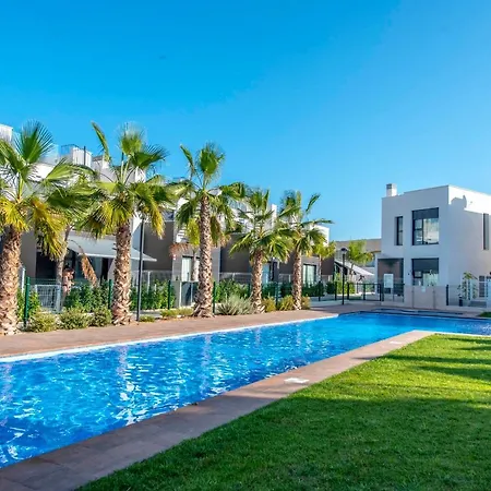 Casa de Férias Cb Living - 3 Bedroom In Punta Prima *